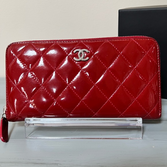 Authentic Red Patent Leather Chanel Zippy Wallet - Picture 2 of 11